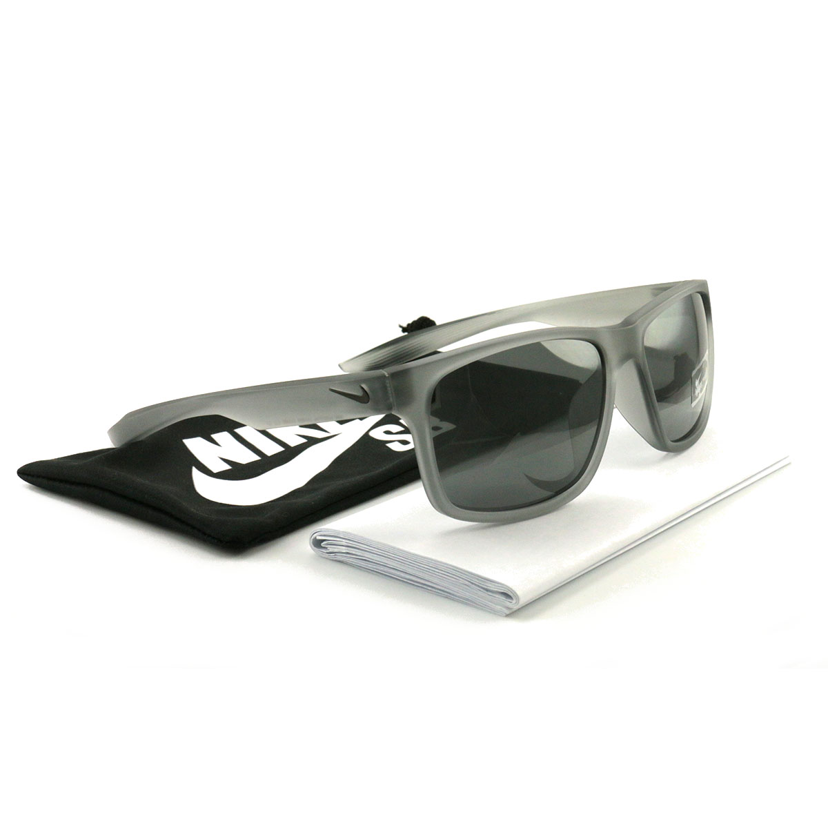 nike essential chaser sunglasses